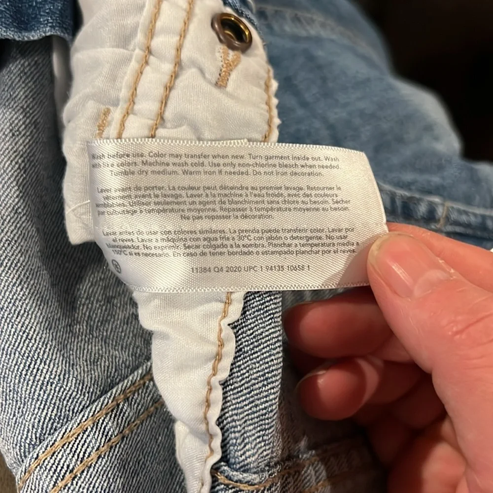 Oshkosh B’gosh 2T Denim Overalls